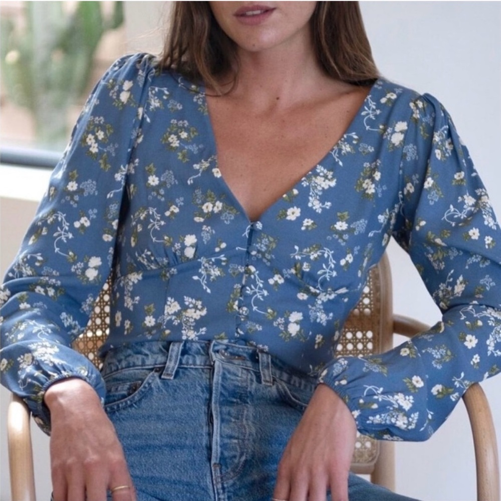 reformation • blue floral nell top